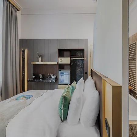 아파트호텔 Mottl House By Adrez 4*