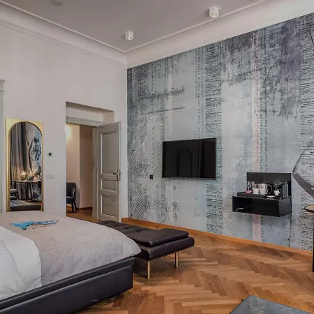 Apartahotel Mottl House By Adrez 4*