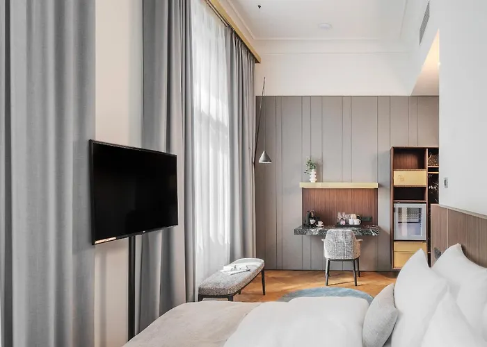 Aparthotel Mottl House By Adrez 4*