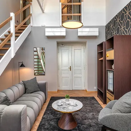 Apart-hotel Mottl House By Adrez
